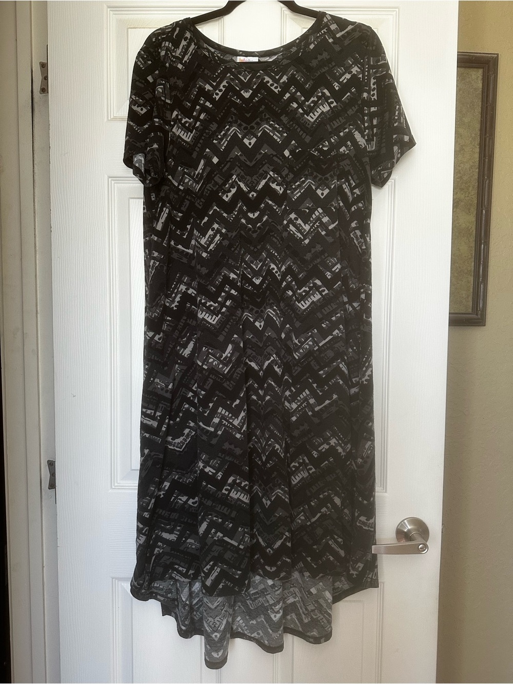 LuLaRoe Black & Gray Chevron-Pattern High-Low Dress